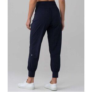 Lululemon Sun Setter Jogger 28" in Midnight Blue